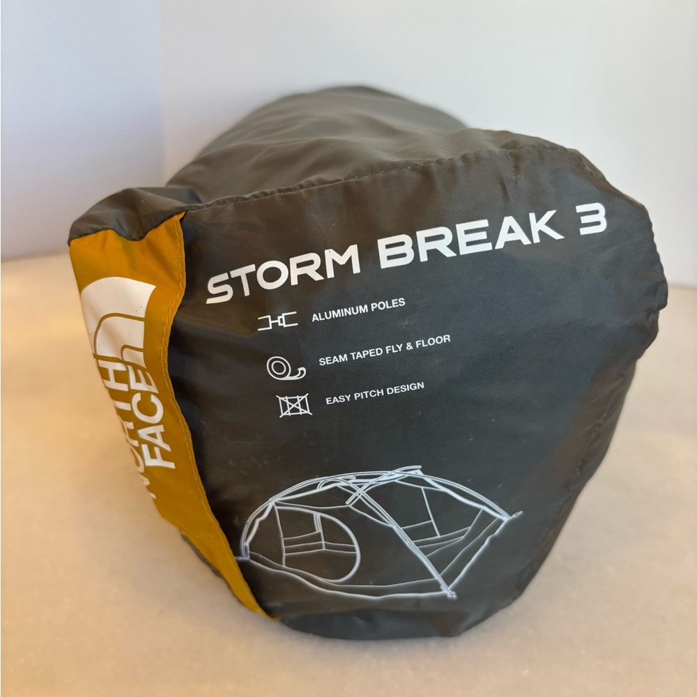 The North Face Storm Break 3 Tent -sleeps 2 adults
